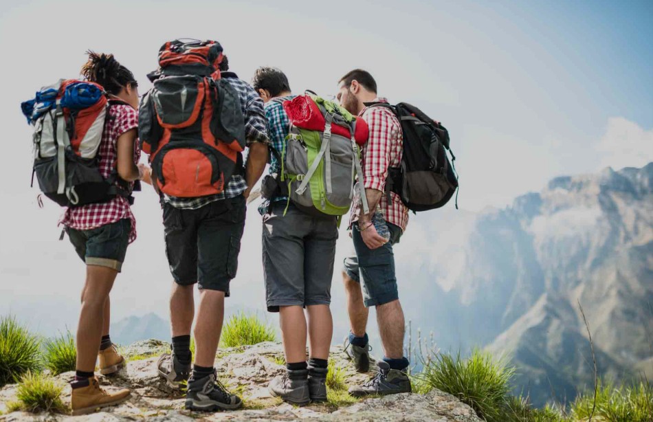 perlengkapan trekking