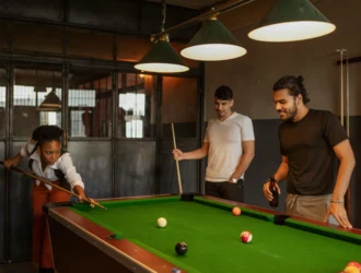 manfaat bermain billiard