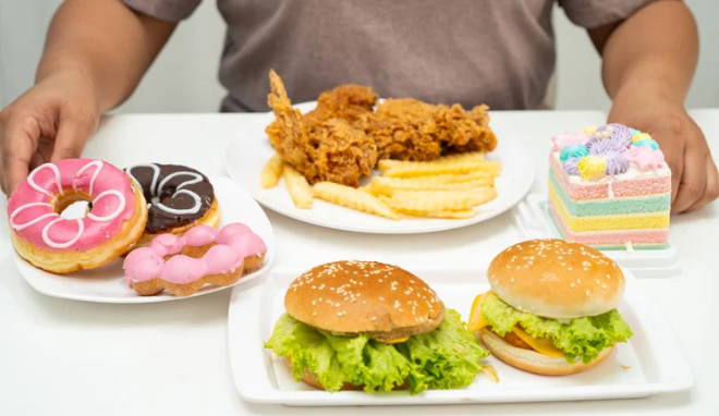 mengurangi gula dan junk food